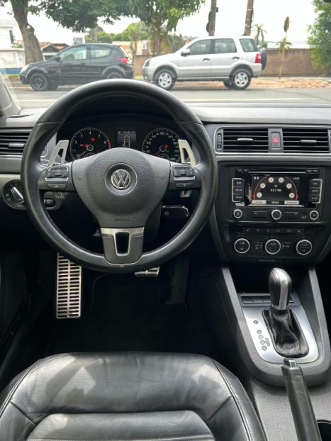 VOLKSWAGEN Jetta 2.0 4P TSI HIGHLINE 211 CV AUTOMÁTICO, Foto 8 VOLKSWAGEN Jetta 2.0 4P TSI HIGHLINE 211 CV AUTOMÁTICO, Foto 8