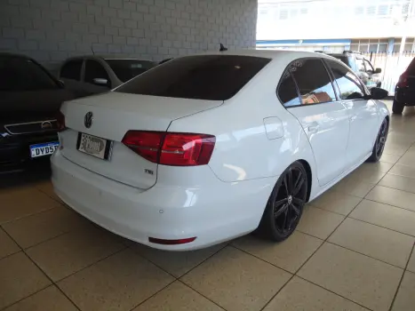 VOLKSWAGEN Jetta 2.0 4P TSI HIGHLINE 211 CV AUTOMTICO, Foto 5