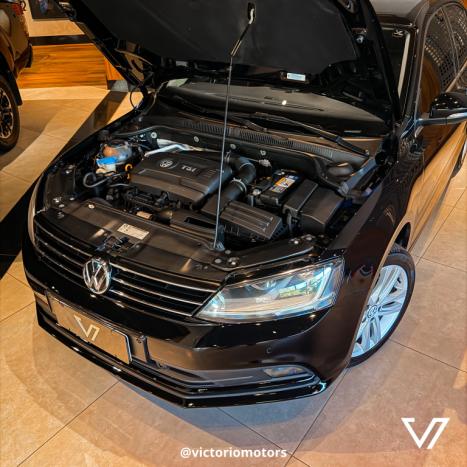 VOLKSWAGEN Jetta 2.0 4P TSI HIGHLINE 211 CV AUTOM�TICO, Foto 4
