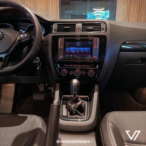 VOLKSWAGEN Jetta 2.0 4P TSI HIGHLINE 211 CV AUTOM�TICO, Foto 13