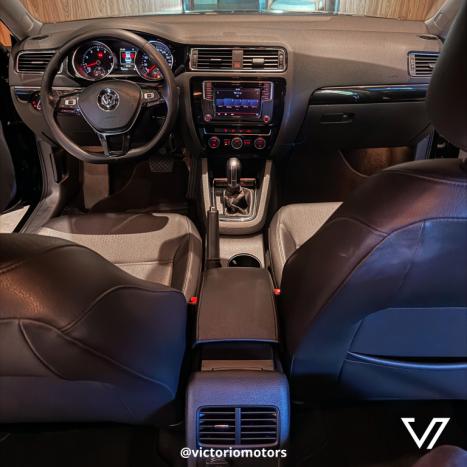 VOLKSWAGEN Jetta 2.0 4P TSI HIGHLINE 211 CV AUTOM�TICO, Foto 14