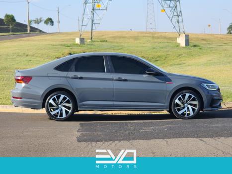 VOLKSWAGEN Jetta 2.0 4P 350 TSI GLI AUTOM�TICO DSG, Foto 4