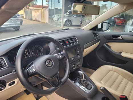 VOLKSWAGEN Jetta 2.0 4P TSI HIGHLINE 211 CV AUTOM�TICO, Foto 7