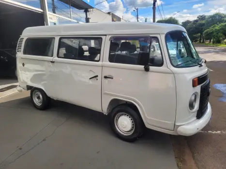 VOLKSWAGEN Kombi 1.4 FLEX STD LOTA��O 12 LUGARES, Foto 2