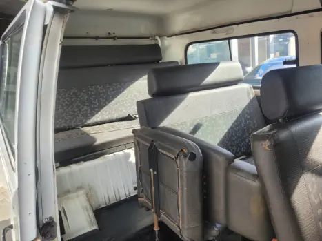 VOLKSWAGEN Kombi 1.4 FLEX STD LOTA��O 12 LUGARES, Foto 8