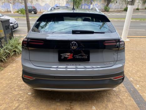 VOLKSWAGEN Nivus 1.0 4P FLEX 200 TSI HIGHLINE TURBO AUTOMTICO, Foto 6