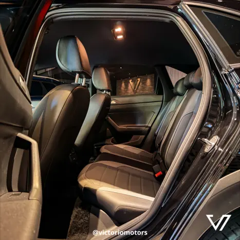 VOLKSWAGEN Nivus 1.0 4P FLEX 200 TSI HIGHLINE TURBO AUTOM�TICO, Foto 9