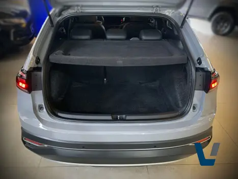 VOLKSWAGEN Nivus 1.0 4P FLEX 200 TSI HIGHLINE TURBO AUTOM�TICO, Foto 13