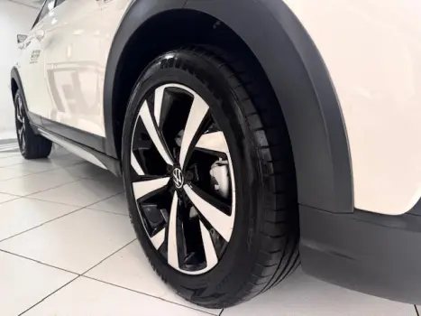 VOLKSWAGEN Nivus 1.0 4P FLEX 200 TSI HIGHLINE TURBO AUTOM�TICO, Foto 11