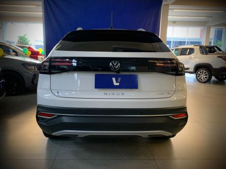 VOLKSWAGEN Nivus 1.0 4P FLEX 200 TSI HIGHLINE TURBO AUTOM�TICO, Foto 5