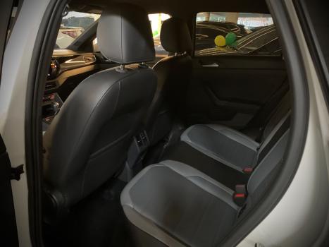 VOLKSWAGEN Nivus 1.0 4P FLEX 200 TSI HIGHLINE TURBO AUTOM�TICO, Foto 12