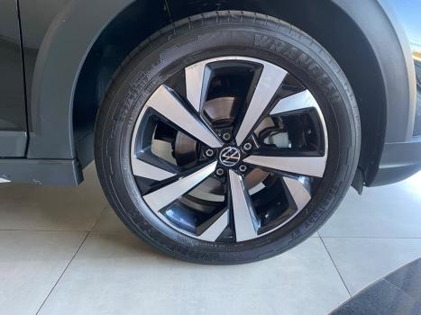 VOLKSWAGEN Nivus 1.0 4P FLEX 200 TSI HIGHLINE TURBO AUTOM�TICO, Foto 4