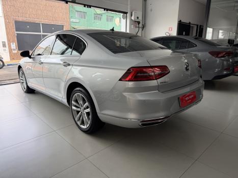 VOLKSWAGEN Passat 2.0 16V 4P TSI TURBO BLUEMOTION HIGHLINE AUTOM�TICO DSG, Foto 4