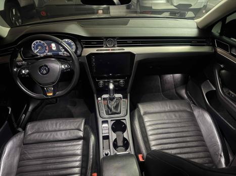 VOLKSWAGEN Passat , Foto 8