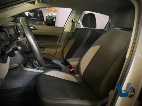 VOLKSWAGEN Polo Hatch 1.0 12V 4P 200 TSI  COMFORTLINE AUTOM�TICO, Foto 10