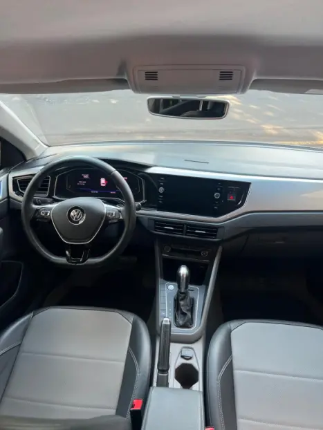 VOLKSWAGEN Polo Hatch 1.0 12V 4P 200 TSI HIGHLINE AUTOM�TICO, Foto 4