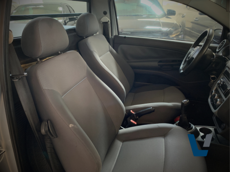 VOLKSWAGEN Saveiro 1.6 G5 TREND FLEX, Foto 8