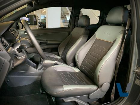 VOLKSWAGEN Saveiro 1.6 16V FLEX MSI EXTREME CABINE DUPLA, Foto 10