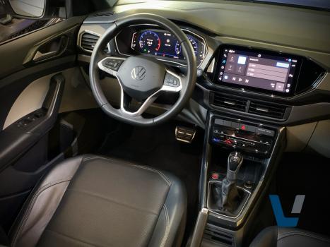 VOLKSWAGEN T-Cross 1.4 4P 250 TSI FLEX HIGHLINE AUTOM�TICO, Foto 8
