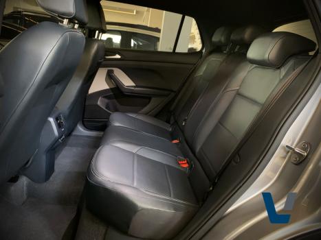 VOLKSWAGEN T-Cross 1.4 4P 250 TSI FLEX HIGHLINE AUTOM�TICO, Foto 11