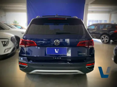 VOLKSWAGEN Taos 1.4 16V 4P FLEX 250 TSI HIGHLINE AUTOMÁTICO, Foto 5 VOLKSWAGEN Taos 1.4 16V 4P FLEX 250 TSI HIGHLINE AUTOMÁTICO, Foto 5