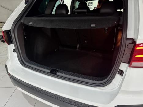 VOLKSWAGEN Taos 1.4 16V 4P FLEX 250 TSI HIGHLINE AUTOMTICO, Foto 18