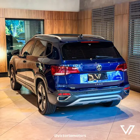 VOLKSWAGEN Taos 1.4 16V 4P FLEX 250 TSI HIGHLINE AUTOM�TICO, Foto 17