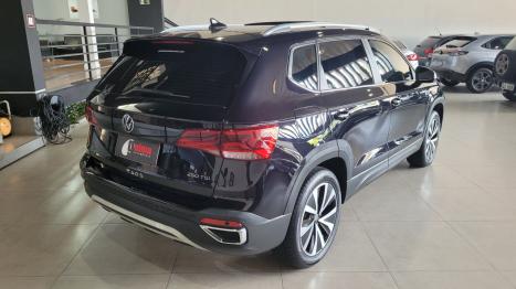 VOLKSWAGEN Taos 1.4 16V 4P FLEX 250 TSI HIGHLINE AUTOM�TICO, Foto 4