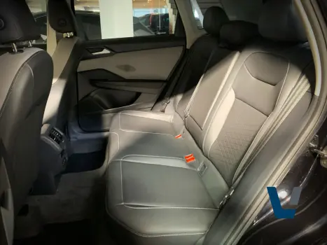 VOLKSWAGEN Taos 1.4 16V 4P FLEX 250 TSI COMFORTLINE AUTOM�TICO, Foto 11