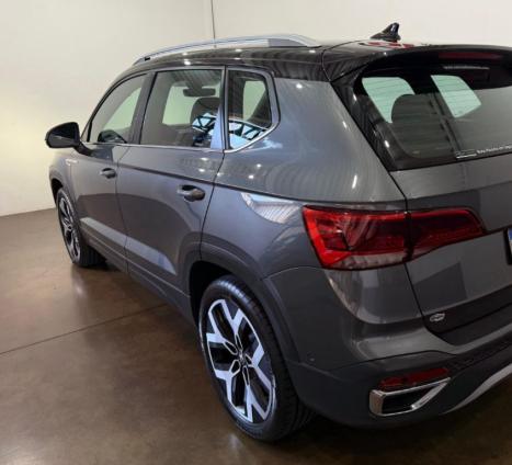 VOLKSWAGEN Taos 1.4 16V 4P FLEX 250 TSI HIGHLINE AUTOM�TICO, Foto 6