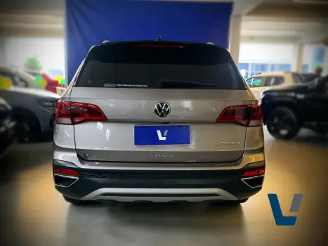 VOLKSWAGEN Taos 1.4 16V 4P FLEX 250 TSI HIGHLINE AUTOM�TICO, Foto 5