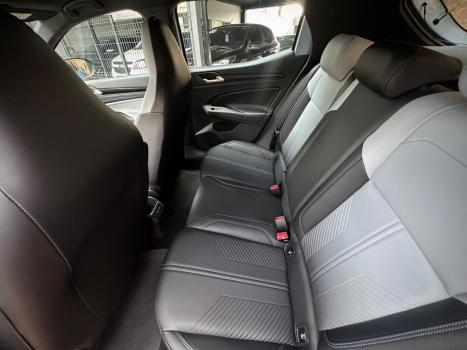 VOLKSWAGEN Tera 1.0 12V 4P 170 TSI HIGH AUTOM�TICO, Foto 8