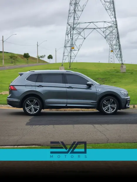 VOLKSWAGEN Tiguan 2.0 16V 4P TSI 350 TURBO R-LINE 4MOTION DSG AUTOM�TICO, Foto 4