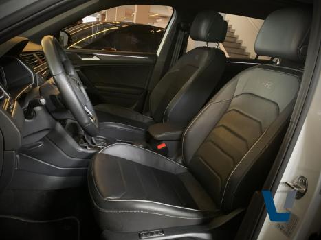 VOLKSWAGEN Tiguan 2.0 300 TSI ALLSPACE R-LINE TURBO AUTOM�TICO, Foto 10