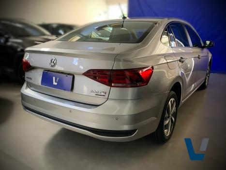 VOLKSWAGEN Virtus 1.0 4P 200 TSI FLEX COMFORTLINE AUTOM�TICO, Foto 4