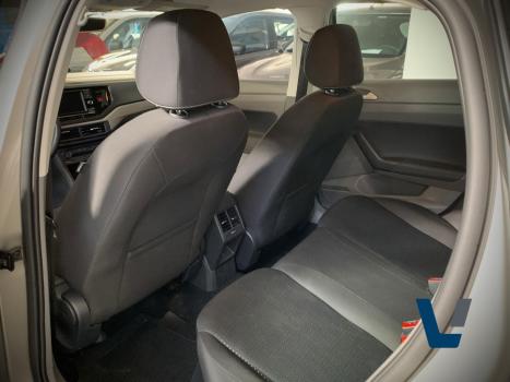 VOLKSWAGEN Virtus 1.0 4P 200 TSI FLEX COMFORTLINE AUTOM�TICO, Foto 12
