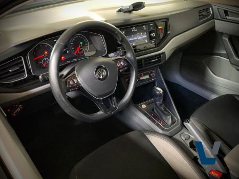 VOLKSWAGEN Virtus 1.0 4P 200 TSI FLEX COMFORTLINE AUTOM�TICO, Foto 9