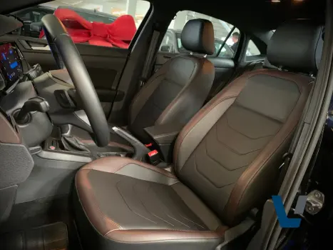 VOLKSWAGEN Virtus 1.0 4P 200 TSI FLEX HIGHLINE AUTOM�TICO, Foto 10