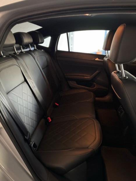 VOLKSWAGEN Virtus 1.4 4P 250 TSI EXCLUSIVE AUTOM�TICO, Foto 22