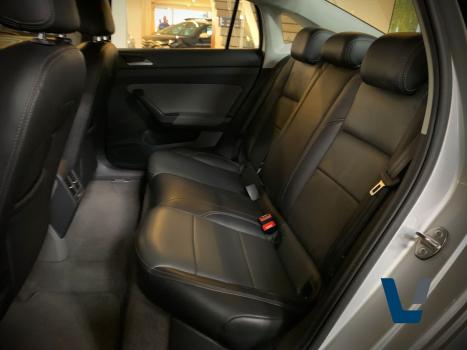 VOLKSWAGEN Virtus 1.0 4P 200 TSI FLEX HIGHLINE AUTOM�TICO, Foto 11