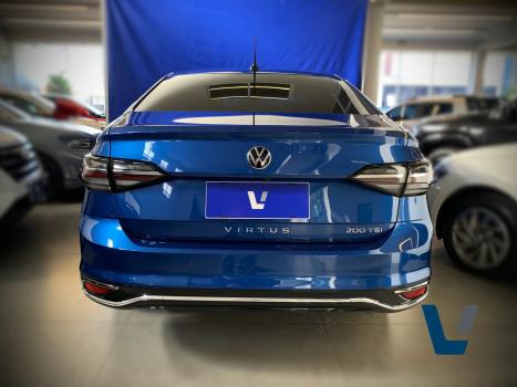 VOLKSWAGEN Virtus 1.0 4P 200 TSI FLEX COMFORTLINE AUTOM�TICO, Foto 5