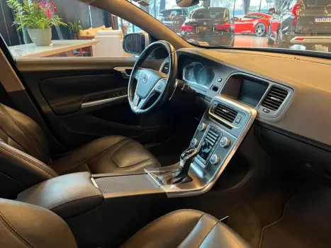 VOLVO S60 2.0 16V 4P T4 KINETIC AUTOM�TICO, Foto 11