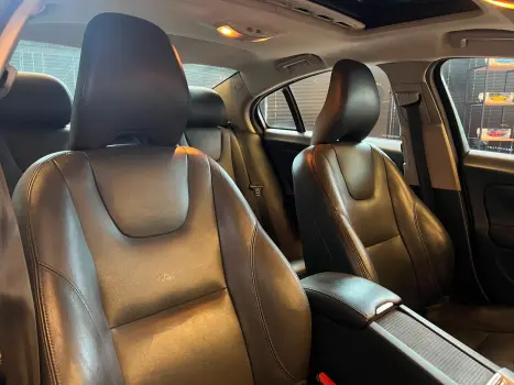 VOLVO S60 2.0 16V 4P T4 KINETIC AUTOM�TICO, Foto 12