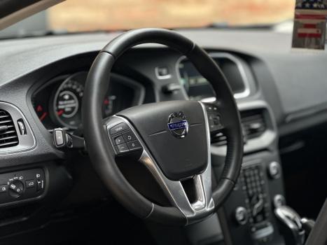 VOLVO V40 1.5 4P T3 KINETIC AUTOMTICO, Foto 4