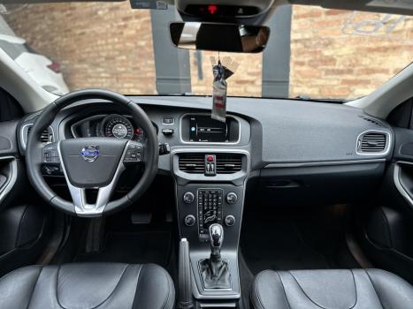 VOLVO V40 1.5 4P T3 KINETIC AUTOMTICO, Foto 6