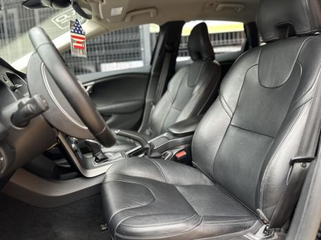 VOLVO V40 1.5 4P T3 KINETIC AUTOMTICO, Foto 7