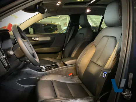 VOLVO XC40 1.5 16V 4P T5 RECHARGE HBRIDO INSCRIPTION GEARTRONIC AUTOMTICO, Foto 10