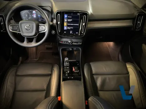 VOLVO XC40 1.5 16V 4P T5 RECHARGE H�BRIDO INSCRIPTION GEARTRONIC AUTOM�TICO, Foto 8