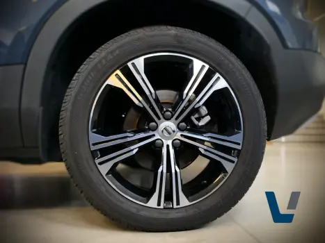 VOLVO XC40 1.5 16V 4P T5 RECHARGE H�BRIDO INSCRIPTION GEARTRONIC AUTOM�TICO, Foto 16