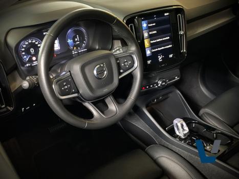 VOLVO XC40 1.5 16V 4P T5 RECHARGE H�BRIDO INSCRIPTION GEARTRONIC AUTOM�TICO, Foto 9